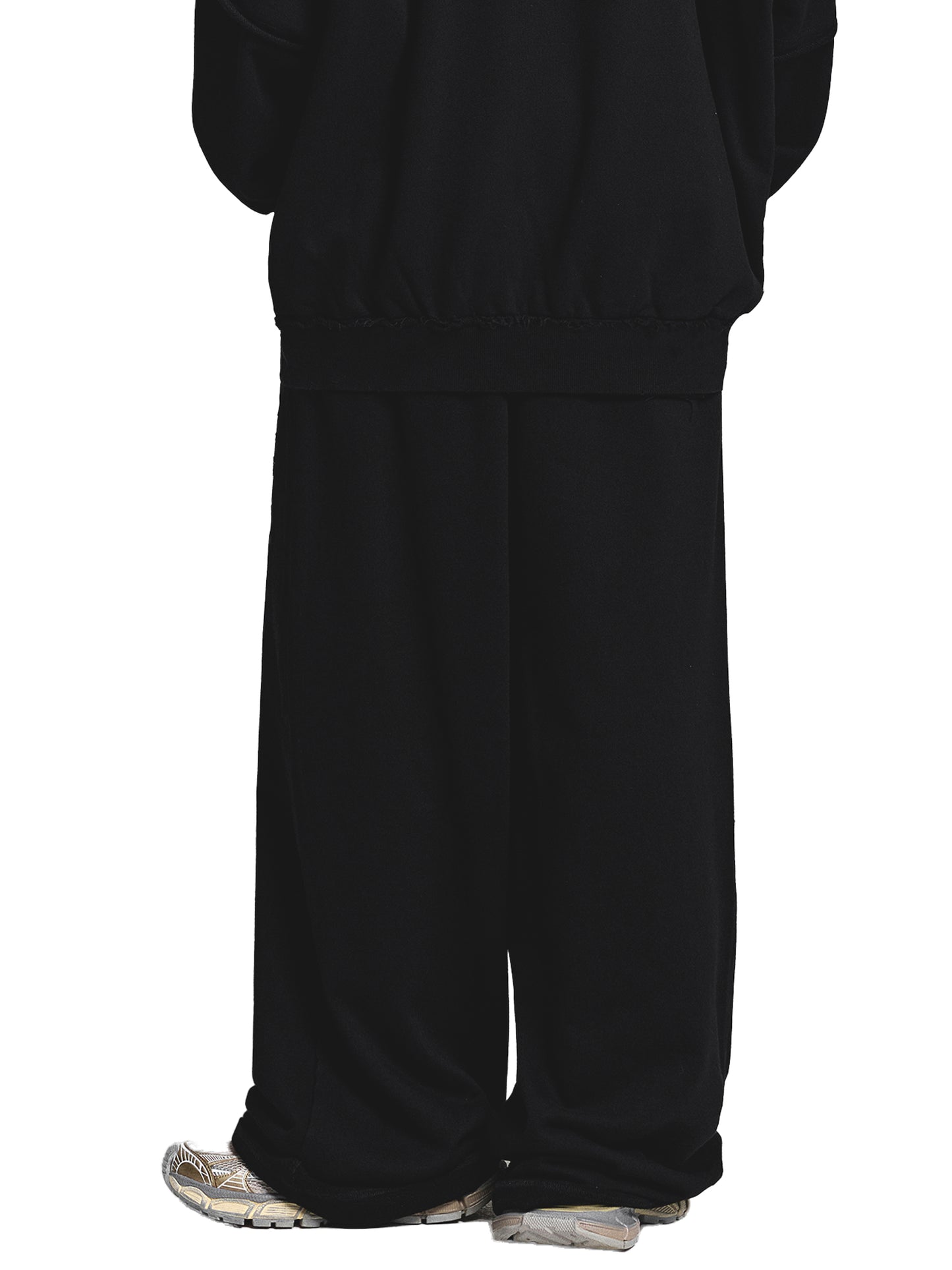 BASIC CATALOG SWEATS